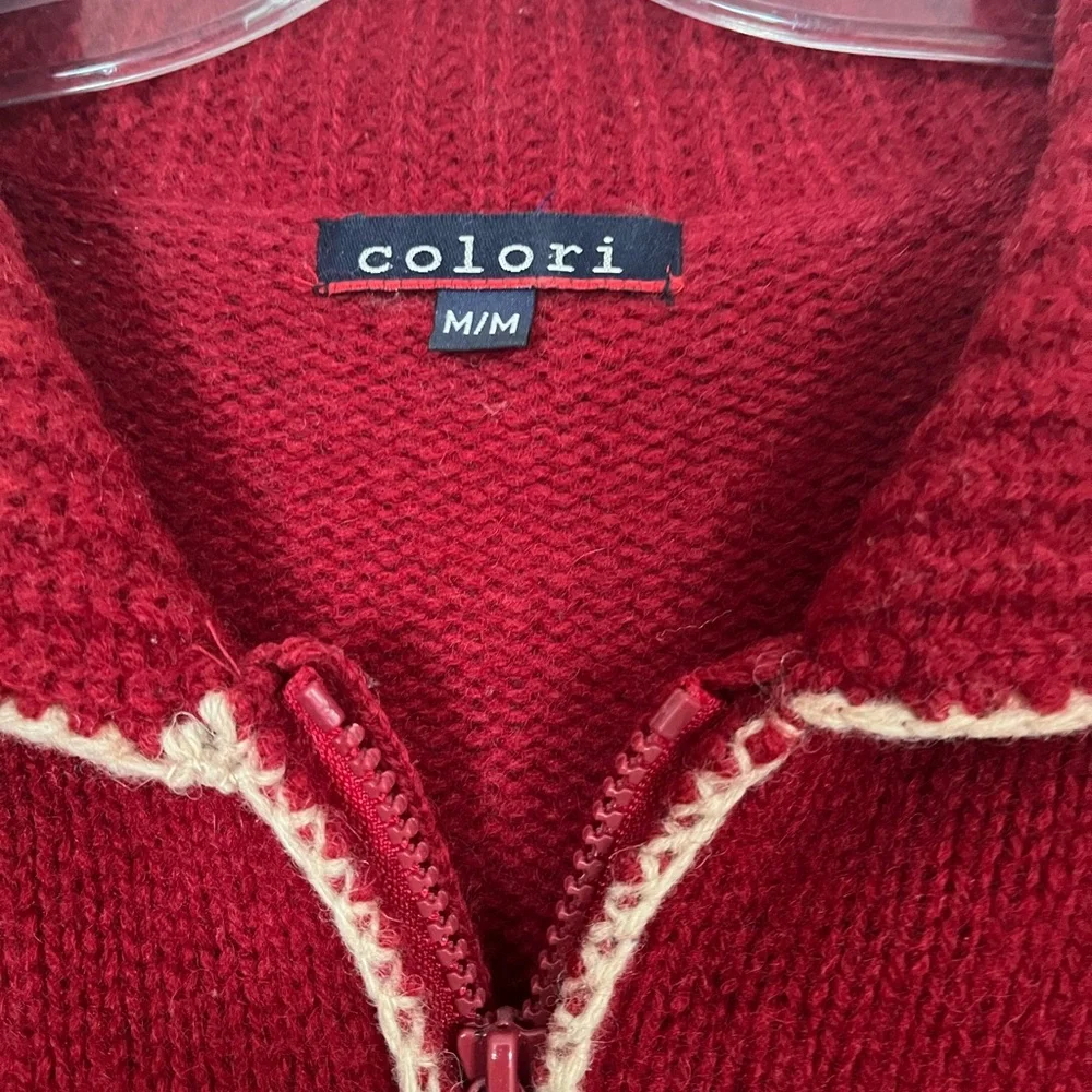 100% Wool - Elegant Red Women's Cardigan with Gold Trim - Picture 3 of 8